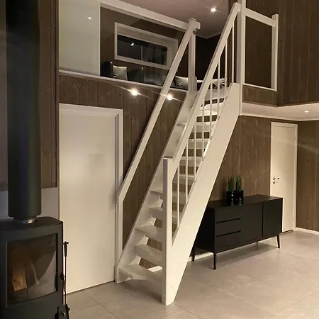 Ferienhaus Modern Lakeside Jacuzzi And Sauna Up To 18 People Vradal