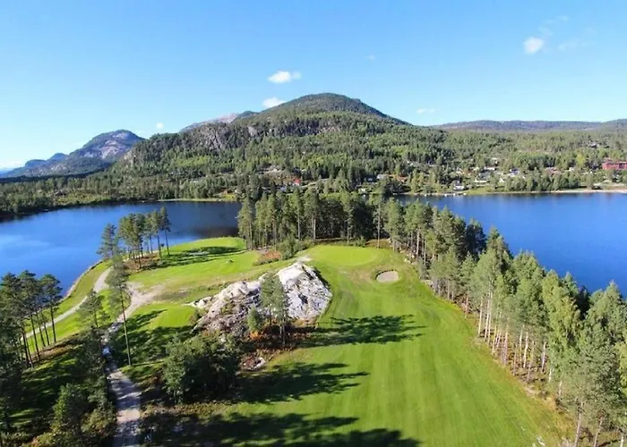 Holiday home Modern Lakeside Jacuzzi And Sauna Up To 18 People