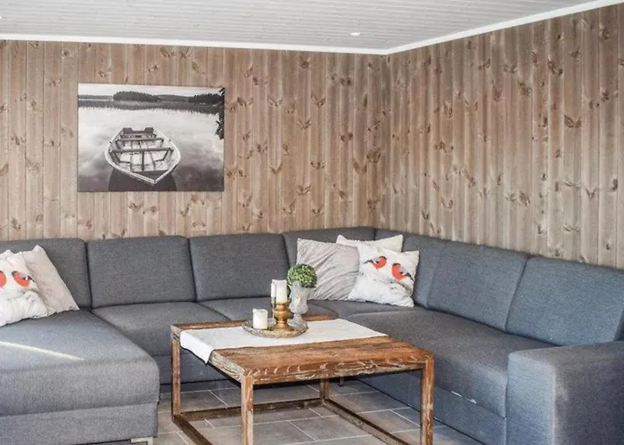 Modern Lakeside Jacuzzi And Sauna Up To 18 People Holiday home *