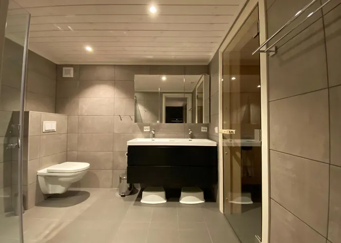 Modern Lakeside Jacuzzi And Sauna Up To 18 People * Vradal