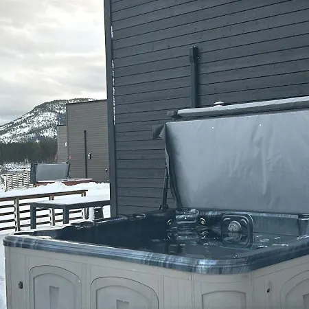 Modern Lakeside Jacuzzi And Sauna Up To 18 People Врадал